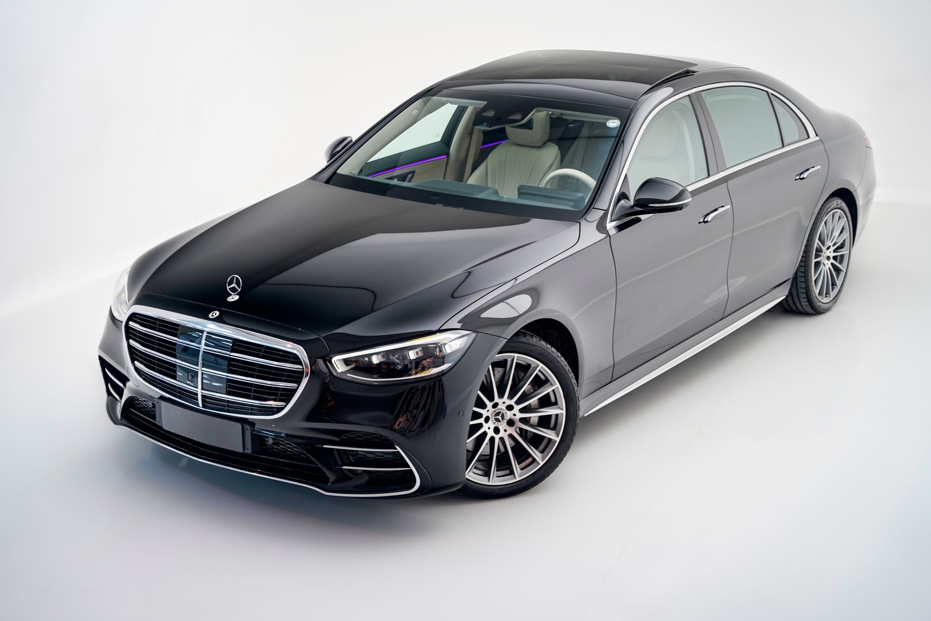 Mercedes S-Class özel şoför lüks sedan